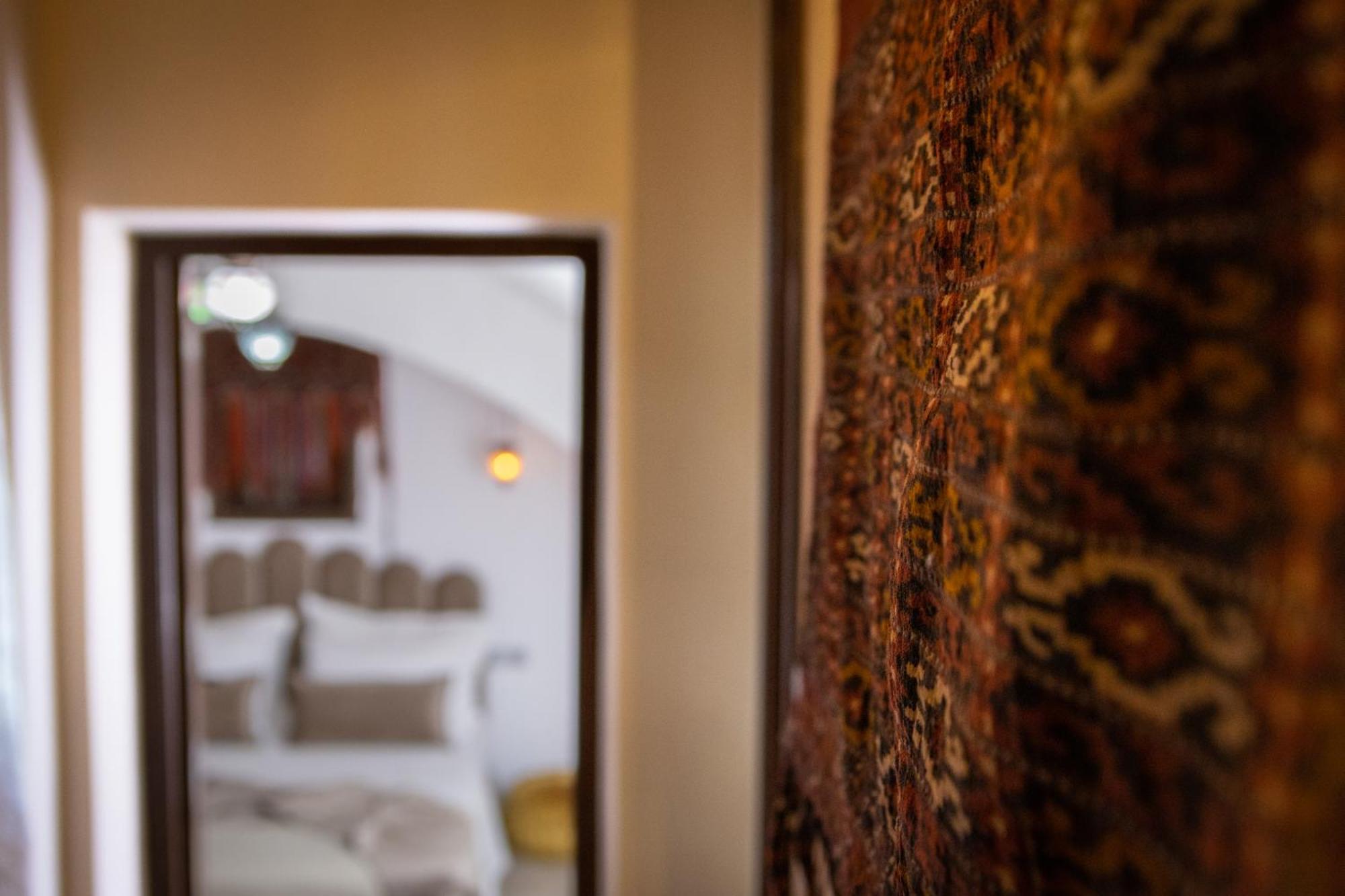April Luxury Suites (Adults Only) Rhodes City 객실 사진