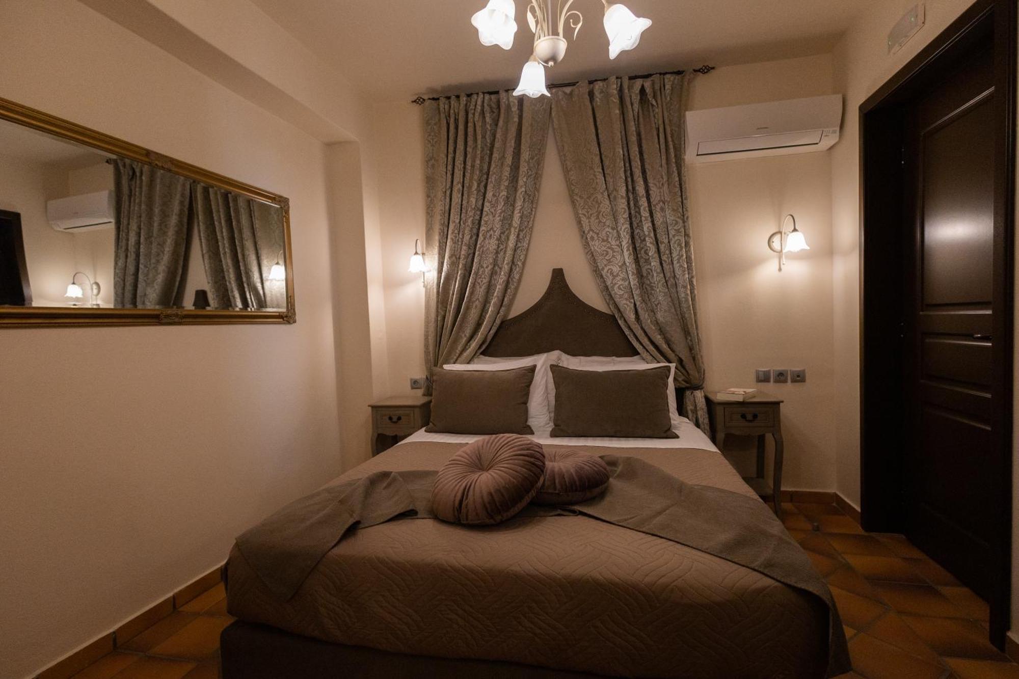April Luxury Suites (Adults Only) Rhodes City 객실 사진